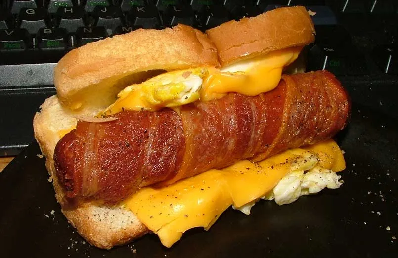 Czech-style hot dog