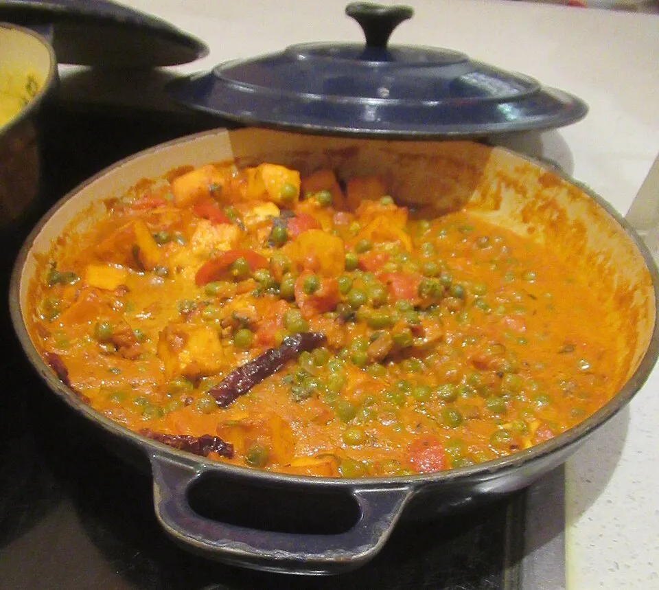 Mattar paneer