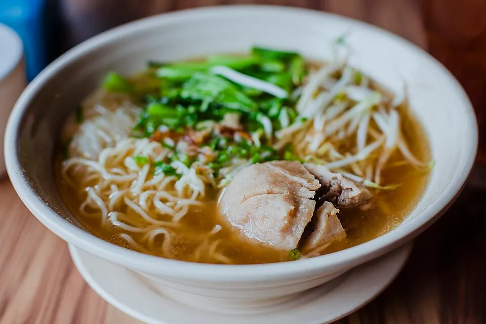 Meatball noodles