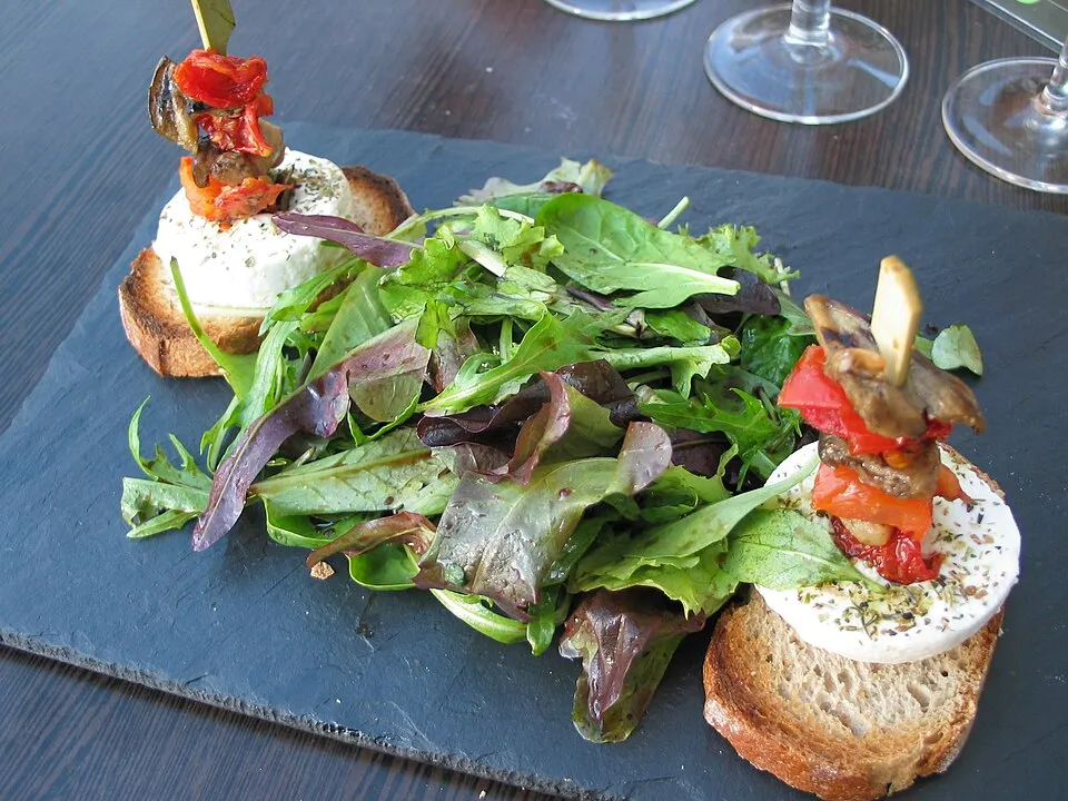 Mesclun, a dish from France