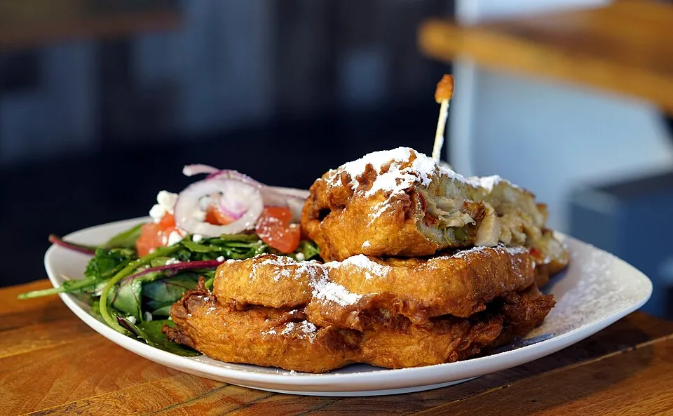 Monte Cristo sandwich, a dish from United States