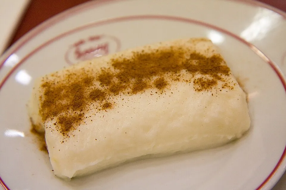 tavukgöğsü, a dish from Turkey
