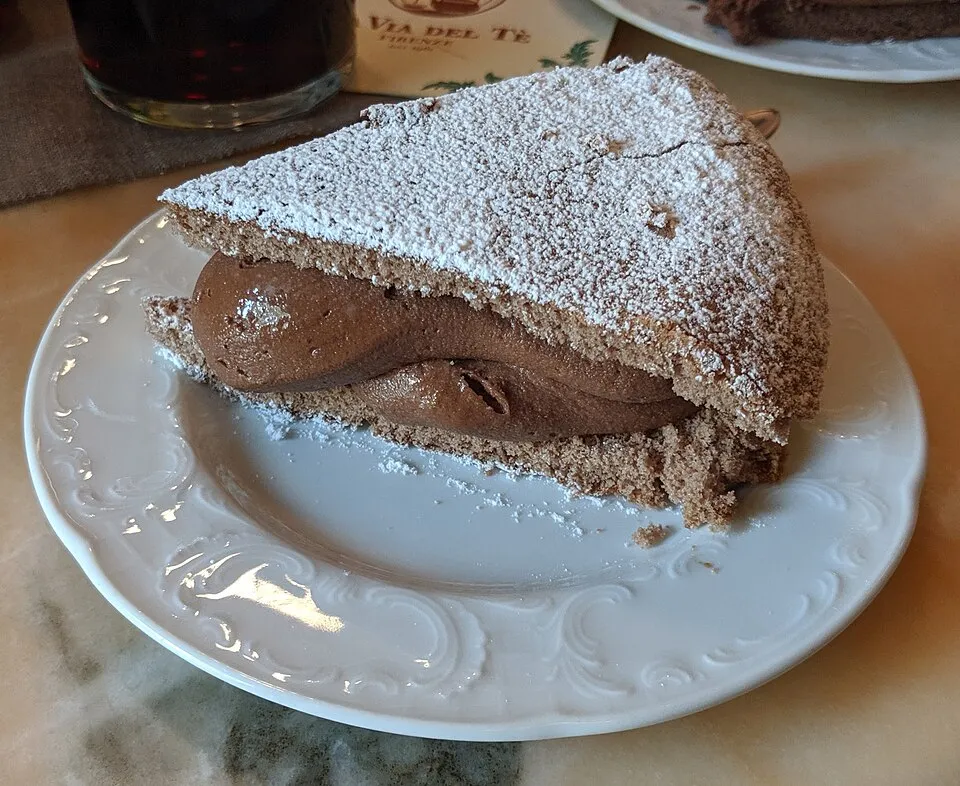 torta 900, a dish from Italy