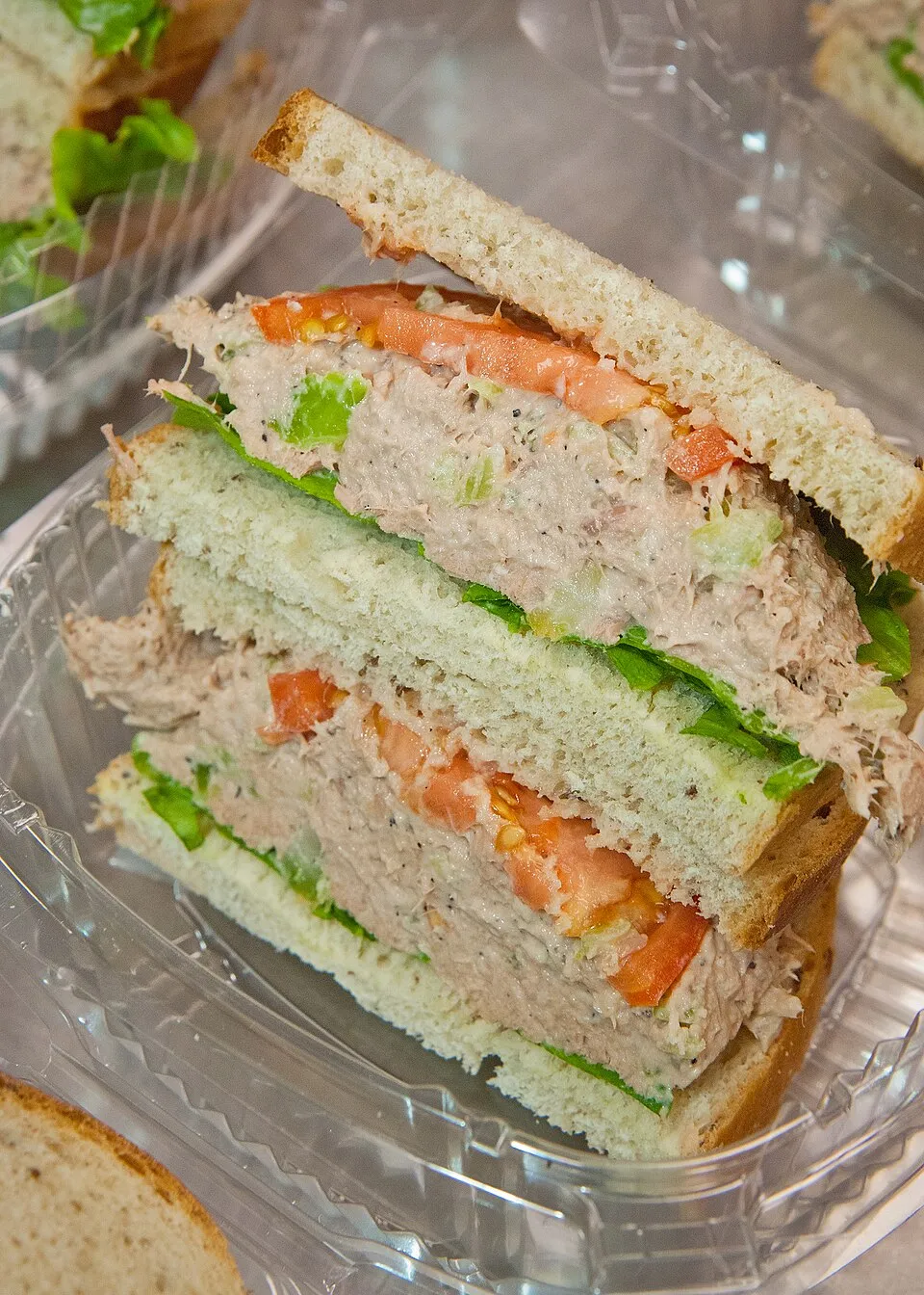 tuna fish sandwich