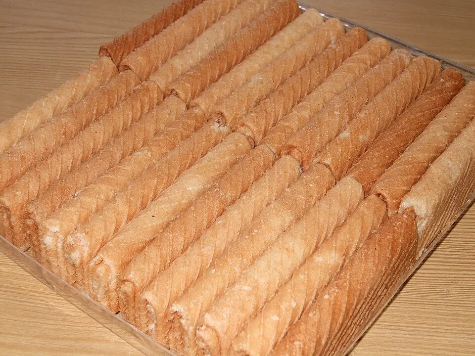 uih sepit, a dish from Indonesia
